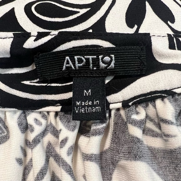 Apt. 9 Woman’s Black & White Patterned Midi Dress With Beaded Halter Neckline - Picture 4 of 6